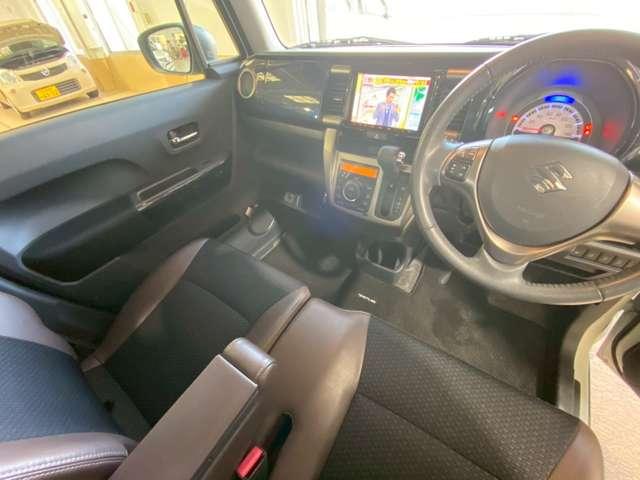 ハスラー ＪスタイルＩＩＩ　全方位カメラ／レーンキープ／衝突軽減／ＥＴＣ／シートヒーター／フルセグナビ／ＣＤ／ＤＶＤ／Ｂｌｕｅｔｏｏｔｈ接続／スマートキー（13枚目）