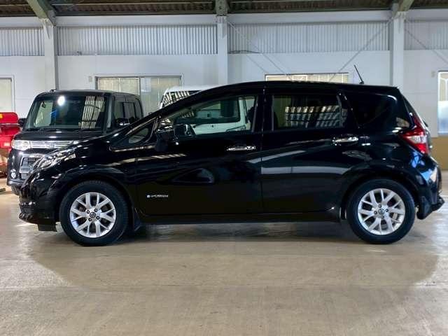 ノート ｅ－パワー　Ｘ　安全装置／ナビ／ＥＴＣ／横滑り防止装置／衝突軽減ブレーキ　障害物センサー／Ｂｌｕｅｔｏｏｔｈ接続／スマートキー／ドライブレコーダー（5枚目）