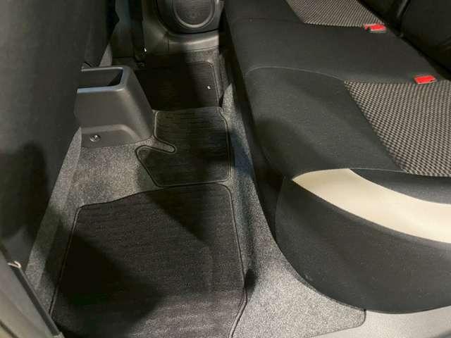 ノート ｅ－パワー　Ｘ　安全装置／ナビ／ＥＴＣ／横滑り防止装置／衝突軽減ブレーキ　障害物センサー／Ｂｌｕｅｔｏｏｔｈ接続／スマートキー／ドライブレコーダー（21枚目）