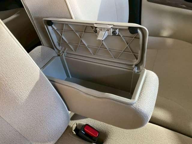 ムーヴキャンバス Ｇメイクアップリミテッド　ＳＡＩＩＩ　アイドリングストップ　スマートキー　プッシュスタート　セキュリティー　ベンチシート　両側パワースライドドア　レーンキープアシスト　アラウンドビューモニター（11枚目）