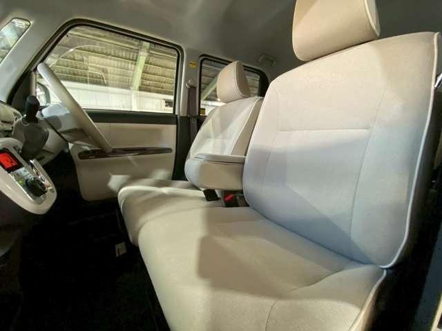 ムーヴキャンバス Ｇメイクアップリミテッド　ＳＡＩＩＩ　アイドリングストップ　スマートキー　プッシュスタート　セキュリティー　ベンチシート　両側パワースライドドア　レーンキープアシスト　アラウンドビューモニター（13枚目）