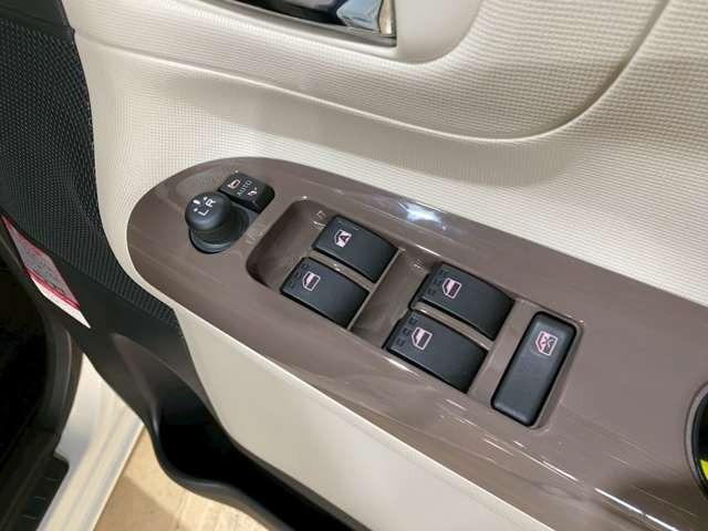 ムーヴキャンバス Ｇメイクアップリミテッド　ＳＡＩＩＩ　アイドリングストップ　スマートキー　プッシュスタート　セキュリティー　ベンチシート　両側パワースライドドア　レーンキープアシスト　アラウンドビューモニター（19枚目）