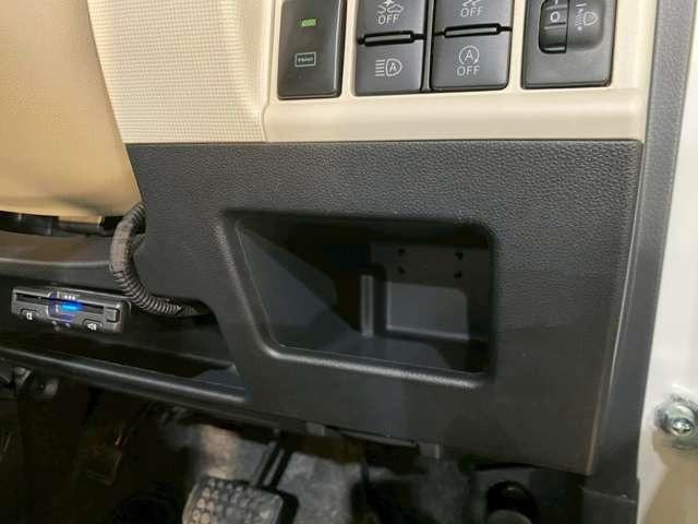 ムーヴキャンバス Ｇメイクアップリミテッド　ＳＡＩＩＩ　アイドリングストップ　スマートキー　プッシュスタート　セキュリティー　ベンチシート　両側パワースライドドア　レーンキープアシスト　アラウンドビューモニター（22枚目）