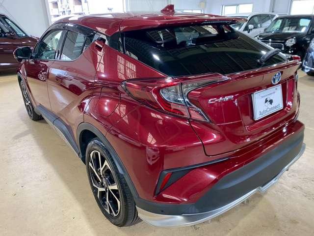 Ｃ－ＨＲ Ｇ　バックモニター／フルセグＴＶ／ドライブレコーダ／ナビ＆ＴＶ　スマートキー／ＥＴＣ／オートエアコン／キーレス／エアバッグ衝突軽減装置／電動パーキングブレーキ（3枚目）