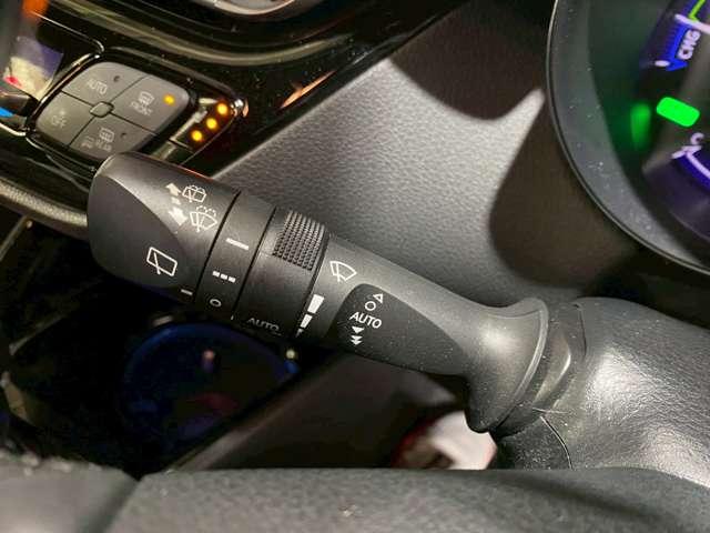 Ｃ－ＨＲ Ｇ　バックモニター／フルセグＴＶ／ドライブレコーダ／ナビ＆ＴＶ　スマートキー／ＥＴＣ／オートエアコン／キーレス／エアバッグ衝突軽減装置／電動パーキングブレーキ（31枚目）