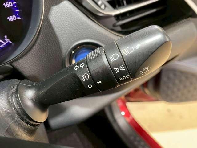 Ｃ－ＨＲ Ｇ　バックモニター／フルセグＴＶ／ドライブレコーダ／ナビ＆ＴＶ　スマートキー／ＥＴＣ／オートエアコン／キーレス／エアバッグ衝突軽減装置／電動パーキングブレーキ（32枚目）