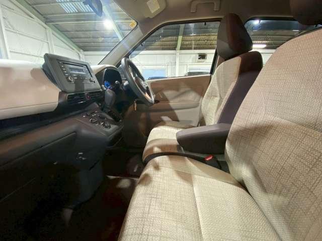 デイズ Ｓ　ＵＳＢソケット／ＣＤ／オートライト／障害物センサー／衝突軽減（19枚目）