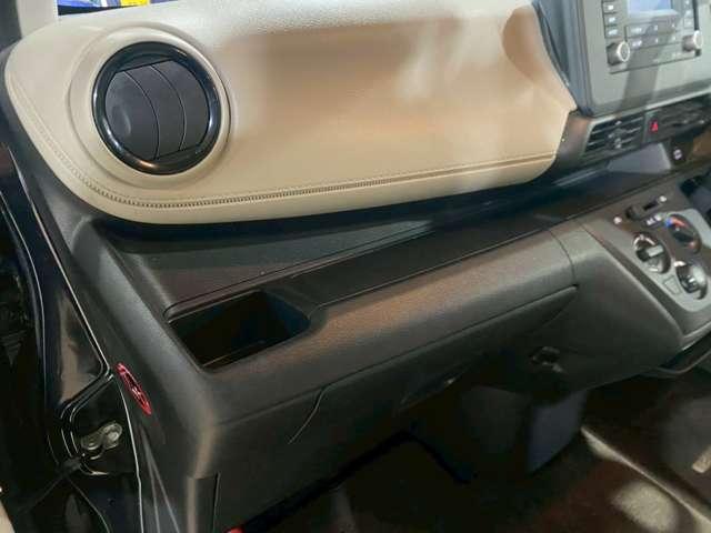 デイズ Ｓ　ＵＳＢソケット／ＣＤ／オートライト／障害物センサー／衝突軽減（22枚目）