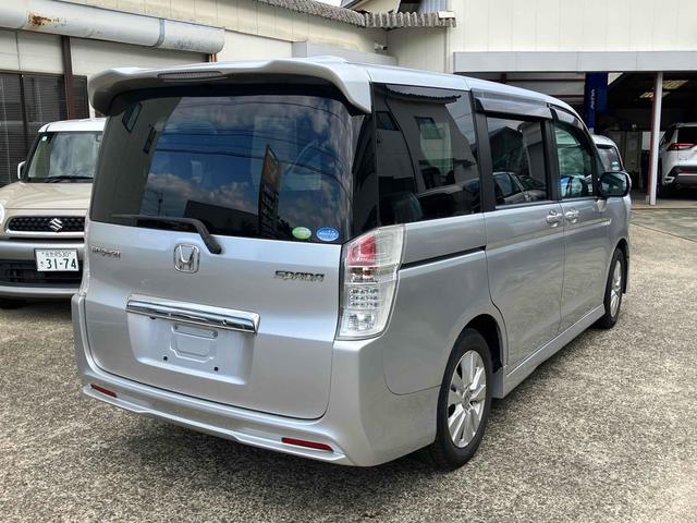 ステップワゴンスパーダ Z ETC バックカメラ ナビ TV 両側電動スライドドア オートライト HID スマートキー 電動格納ミラー 3列シート CVT アルミホイール CD DVD再生 盗難防止システム 衝突安全ボディ(23枚目)
