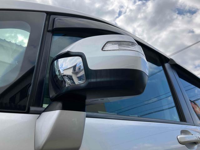 ステップワゴンスパーダ Z ETC バックカメラ ナビ TV 両側電動スライドドア オートライト HID スマートキー 電動格納ミラー 3列シート CVT アルミホイール CD DVD再生 盗難防止システム 衝突安全ボディ(29枚目)