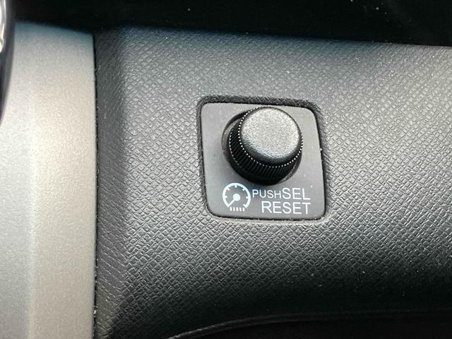 ステップワゴンスパーダ Z ETC バックカメラ ナビ TV 両側電動スライドドア オートライト HID スマートキー 電動格納ミラー 3列シート CVT アルミホイール CD DVD再生 盗難防止システム 衝突安全ボディ(40枚目)