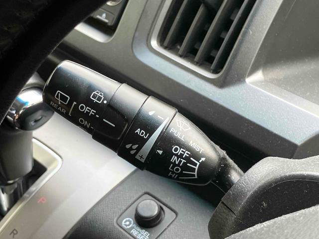 ステップワゴンスパーダ Z ETC バックカメラ ナビ TV 両側電動スライドドア オートライト HID スマートキー 電動格納ミラー 3列シート CVT アルミホイール CD DVD再生 盗難防止システム 衝突安全ボディ(43枚目)