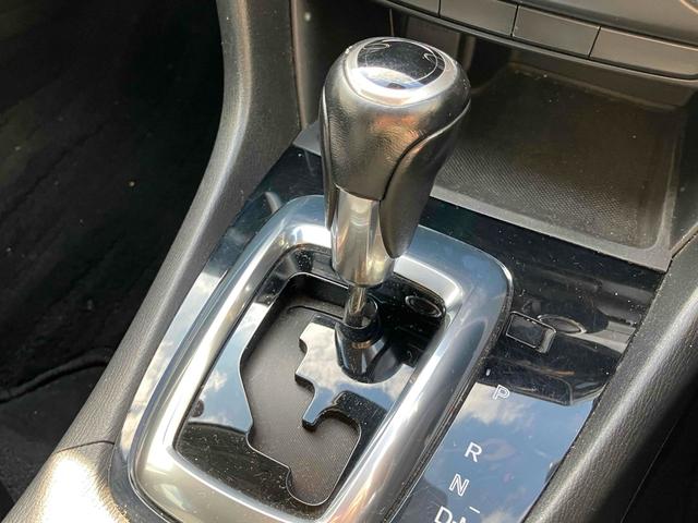 アテンザワゴン XD ETC バックカメラ ナビ TV クリアランスソナー オートクルーズコントロール 衝突被害軽減システム アルミホイール オートライト スマートキー アイドリングストップ AT 盗難防止システム(8枚目)