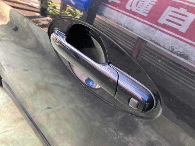 スペーシアカスタム ＴＳ　バックカメラ　両側電動スライドドア　衝突被害軽減システム　オートライト　ＨＩＤ　スマートキー　アイドリングストップ　電動格納ミラー　ベンチシート　ＣＶＴ　盗難防止システム　ＡＢＳ　ＥＳＣ（29枚目）