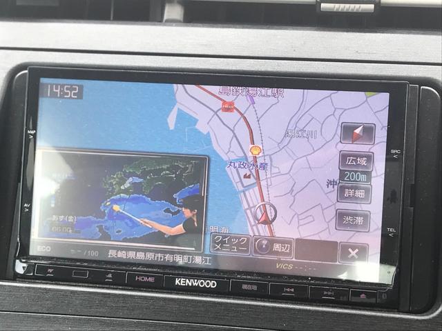 プリウス Ｓ　メモリーナビ　ＥＴＣ　バックカメラ　ＤＶＤ再生　フルセグ　Ｂｌｕｅｔｏｏｔｈ接続　純正アルミホイール　オートライト　電動格納ミラー　ＣＤ再生（22枚目）