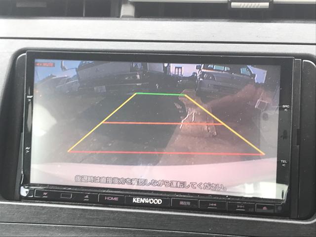 プリウス Ｓ　メモリーナビ　ＥＴＣ　バックカメラ　ＤＶＤ再生　フルセグ　Ｂｌｕｅｔｏｏｔｈ接続　純正アルミホイール　オートライト　電動格納ミラー　ＣＤ再生（23枚目）