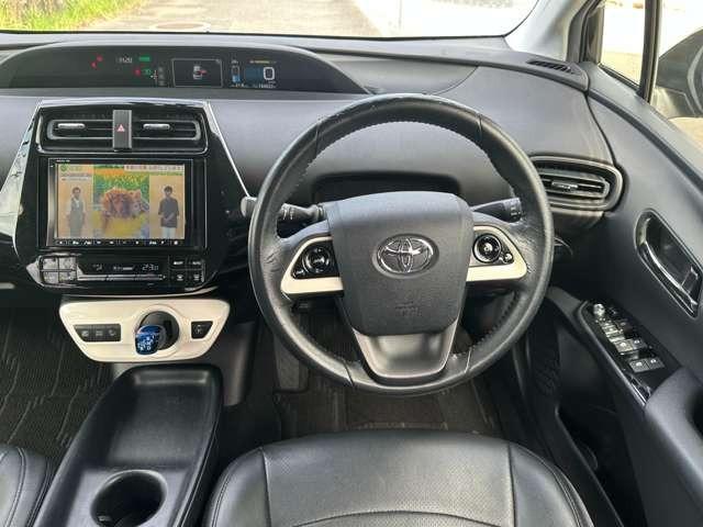プリウス Ｓ　モデリスタ・純正９インチナビ・地デジ・Ｂｌｕｅｔｏｏｔｈ・バックカメラ（12枚目）