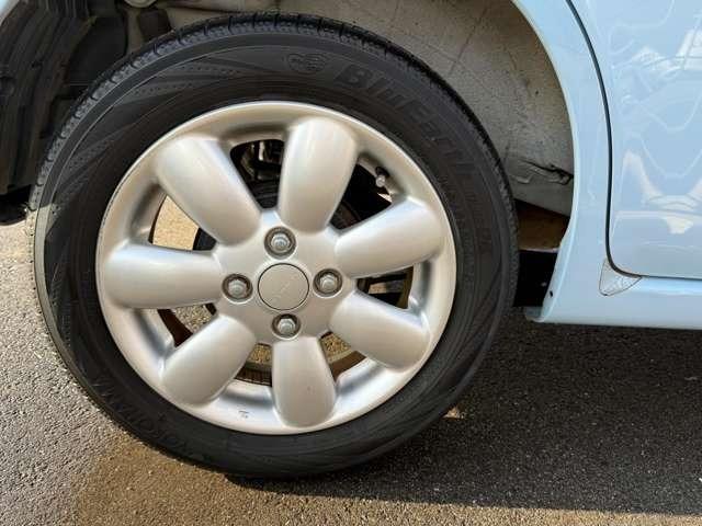 アルトラパン Ｘセレクション　プッシュスタート・タイヤ４本新品・ＥＴＣ・スマートキー・セキュリティー・シートヒーター・純正アルミホイール・運転席助手席エアバック（11枚目）