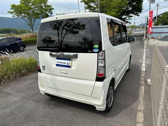 Ｎ－ＢＯＸ Ｇ・Ｌパッケージ　片側パワースライドドア・スマートキー・プッシュスタート・セキュリティー・純正アルミホイール・運転席助手席エアバック（4枚目）