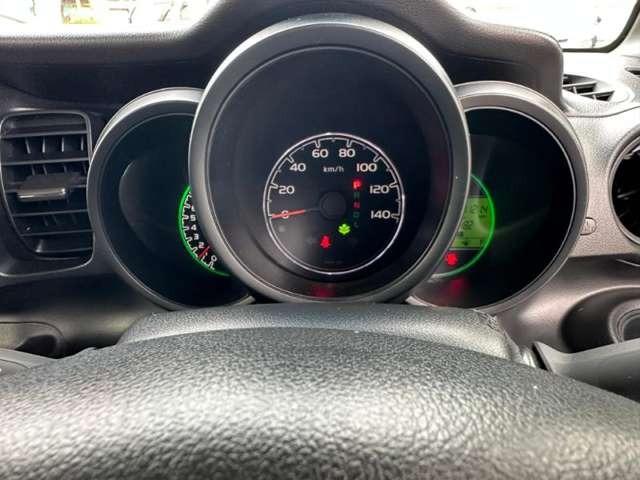 Ｎ－ＢＯＸ Ｇ・Ｌパッケージ　片側パワースライドドア・スマートキー・プッシュスタート・セキュリティー・純正アルミホイール・運転席助手席エアバック（7枚目）