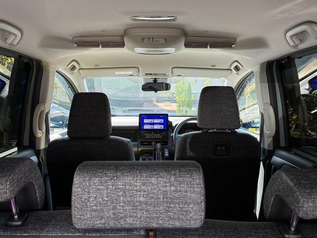 Toyota Sienta Z