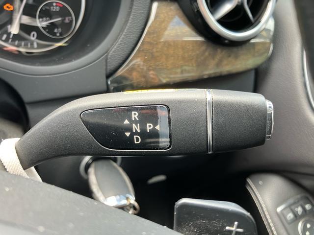 Ｂクラス Ｂ１８０　ブルーエフィシェンシー　スポーツ　／ハーフレザーシート／メモリーパワーシート／純正ナビ／Ｂｌｕｅｔｏｏｔｈオーディオ／キーレスエントリー／１８ｉｎｃｈアルミホイール／ＨＩＤライト（12枚目）