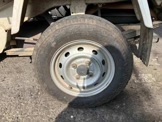 ハイゼットトラック スペシャル　農用パック　４ＷＤ／マニュアル５速／三方開／車検令和９年４月（19枚目）