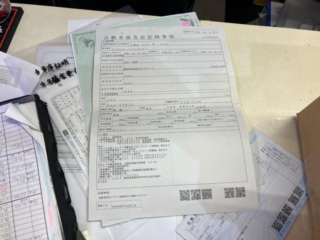 プリウス Ｓツーリングセレクション・Ｇ’ｓ　ＥＴＣ／Ｇ’ｓアルミホイール／スマートキー／デジタルインナーミラー／ＨＩＤヘッドランプ（52枚目）