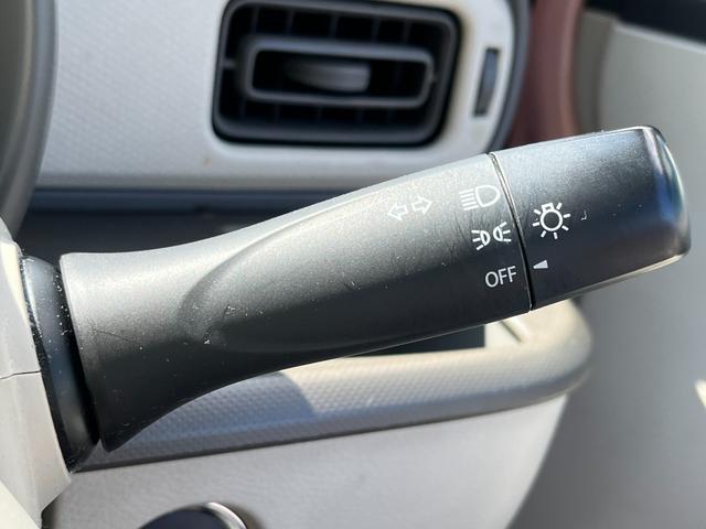 L ブレーキサポート装備車 ナビ フルセグ シートヒーター スマートキー(12枚目)