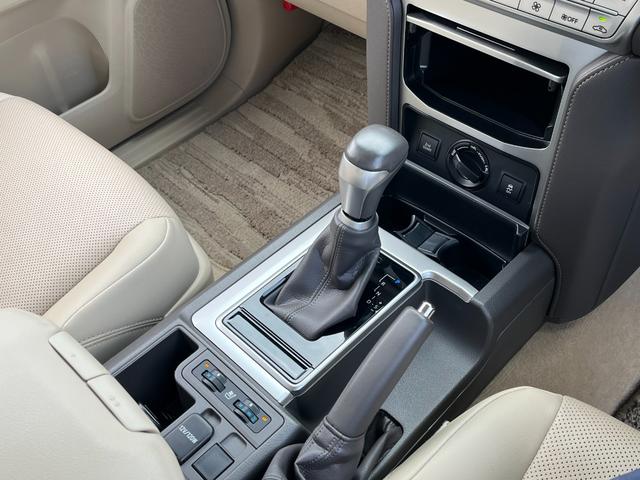TX Lパッケージ モデリスタエアロ サンルーフ 純正19インチAW ETC バックカメラ 禁煙車 クルーズコントロール パワーシート(20枚目)