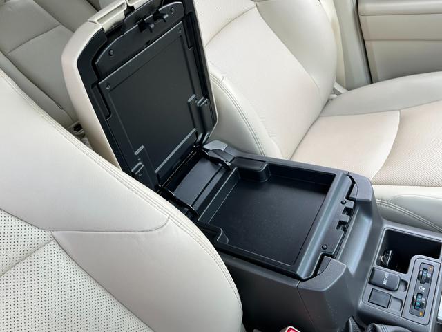 TX Lパッケージ モデリスタエアロ サンルーフ 純正19インチAW ETC バックカメラ 禁煙車 クルーズコントロール パワーシート(22枚目)