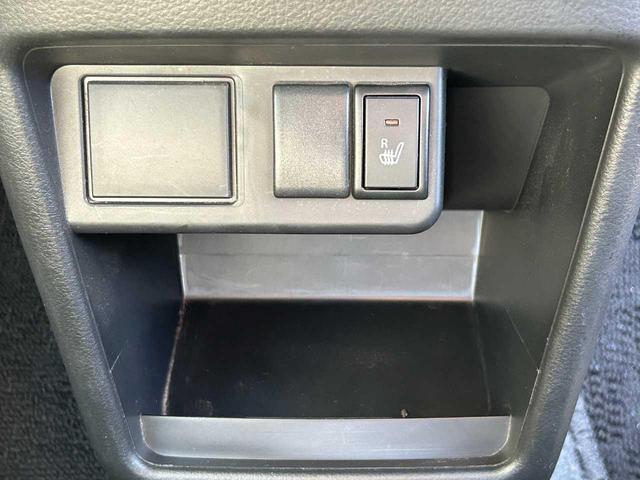 アルト Ｌ　アイドリングストップ　シートヒーター　ＣＤデッキ　キーレスエントリー　ベンチシート　横滑り防止装置　ＡＢＳ　運転席・助手席エアバック（23枚目）