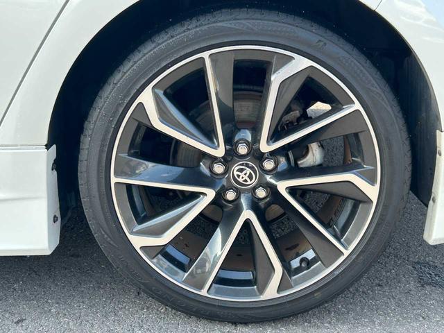 カローラスポーツ ハイブリッドＧ　Ｚ　モデリスタフルエアロ　純正フルセグナビ　Ｂｌｕｅｔｏｏｔｈ　ＣＤ／ＤＶＤ　バックカメラ　フロントカメラ　ＥＴＣ　ブラインドスポットモニター　オートライト　ＬＥＤヘッドライト　禁煙車（12枚目）