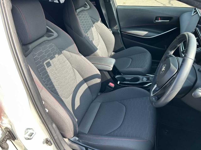 カローラスポーツ ハイブリッドＧ　Ｚ　モデリスタフルエアロ　純正フルセグナビ　Ｂｌｕｅｔｏｏｔｈ　ＣＤ／ＤＶＤ　バックカメラ　フロントカメラ　ＥＴＣ　ブラインドスポットモニター　オートライト　ＬＥＤヘッドライト　禁煙車（16枚目）