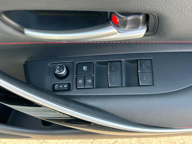 カローラスポーツ ハイブリッドＧ　Ｚ　モデリスタフルエアロ　純正フルセグナビ　Ｂｌｕｅｔｏｏｔｈ　ＣＤ／ＤＶＤ　バックカメラ　フロントカメラ　ＥＴＣ　ブラインドスポットモニター　オートライト　ＬＥＤヘッドライト　禁煙車（23枚目）