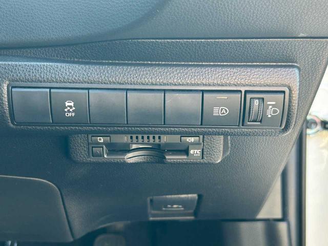 カローラスポーツ ハイブリッドＧ　Ｚ　モデリスタフルエアロ　純正フルセグナビ　Ｂｌｕｅｔｏｏｔｈ　ＣＤ／ＤＶＤ　バックカメラ　フロントカメラ　ＥＴＣ　ブラインドスポットモニター　オートライト　ＬＥＤヘッドライト　禁煙車（24枚目）