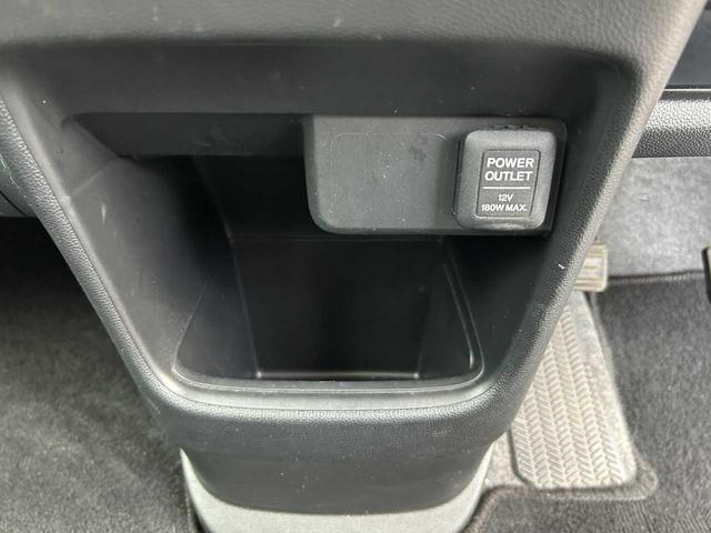 Ｎ－ＯＮＥ プレミアム・Ｌパッケージ　純正ナビ　ワンセグ　バックカメラ　ＣＤ／ＤＶＤ　ＵＳＢ　ＥＴＣ　スマートキー　プッシュスターター　オートライト　アイドリングストップ（25枚目）