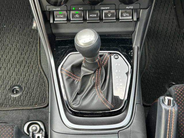 ＧＲ８６ ＲＺ　１０ｔｈアニバーサリーリミテッド　６ＡＴ　フルセグナビ　Ｂｌｕｅｔｏｏｔｈ　バックカメラ　シートヒーター　ＥＴＣ（29枚目）
