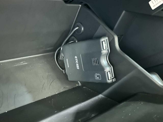 ＧＲ８６ ＲＺ　１０ｔｈアニバーサリーリミテッド　６ＡＴ　フルセグナビ　Ｂｌｕｅｔｏｏｔｈ　バックカメラ　シートヒーター　ＥＴＣ（32枚目）