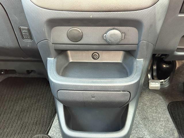 デリカＤ：２ Ｓ　９５３９ｋｍ　両側電動スライド　１オーナー　ＣＤ　ＵＳＢ　スマートキー（24枚目）