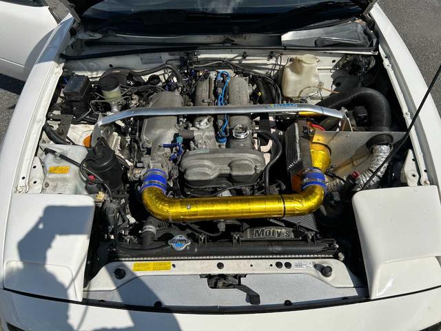 ユーノスロードスター Ｒ２リミテッド　ＢＰ－ＶＥ型エンジン載替　６ＭＴ　フルコン制御　社外エキマニ　東名ポンカム　スポーツキャタライザー　オーリンズ車高調　クスコ１．５ＷＡＹデフ　ＮＢダッシュ（10枚目）
