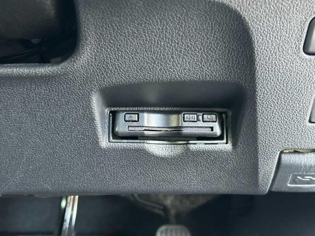 プリウス S アルパイン9インチナビ フルセグ Bluetooth HDMI バックカメラ ETC クルコン(17枚目)
