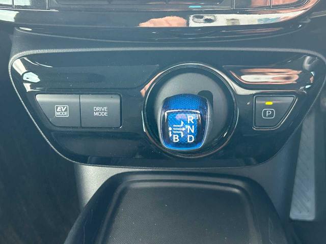 プリウス S アルパイン9インチナビ フルセグ Bluetooth HDMI バックカメラ ETC クルコン(30枚目)