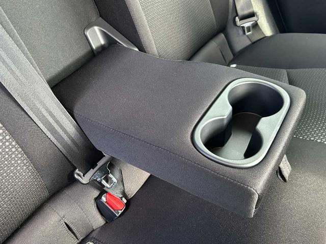 プリウス S アルパイン9インチナビ フルセグ Bluetooth HDMI バックカメラ ETC クルコン(38枚目)