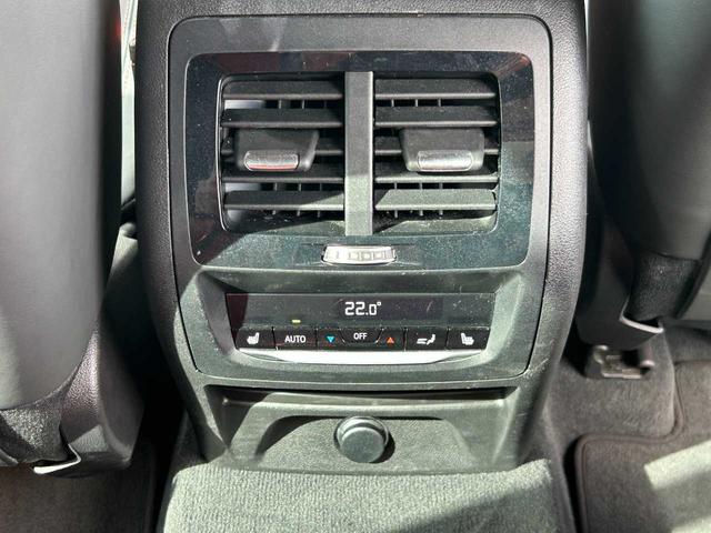 X3 M40d パノラマガラスサンルーフ 赤レザーシート アクティブクルーズコントロール 360°カメラ 純正ナビ オートマチックテールゲート パワーシート フルセグTV(42枚目)