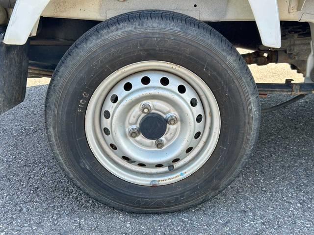 キャリイトラック KCエアコン・パワステ 5MT 4WD(14枚目)