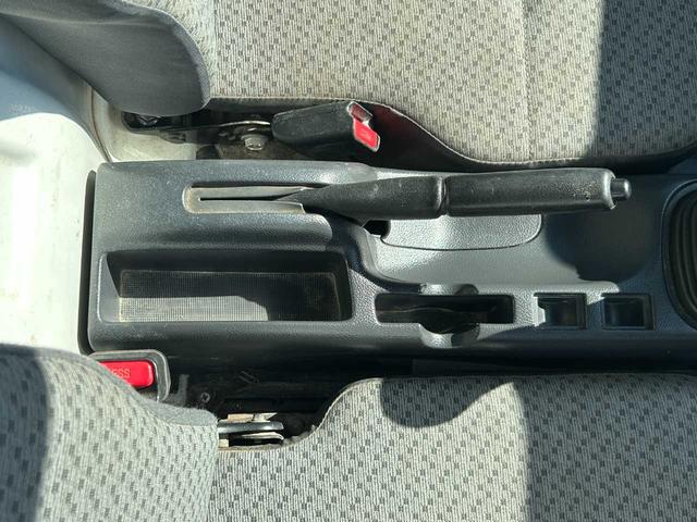 キャリイトラック KCエアコン・パワステ 5MT 4WD(22枚目)