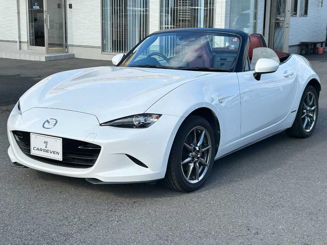 ロードスター １００周年特別記念車　６速ＭＴ　赤革　ＢＯＳＥ　ダークチェリーソフトトップ　ＴＶ　ＤＶＤ再生　シートヒーター　クリアランスソナー　バックカメラ　Ｂｌｕｅｔｏｏｔｈ（7枚目）