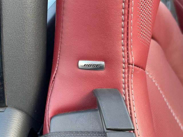 ロードスター １００周年特別記念車　６速ＭＴ　赤革　ＢＯＳＥ　ダークチェリーソフトトップ　ＴＶ　ＤＶＤ再生　シートヒーター　クリアランスソナー　バックカメラ　Ｂｌｕｅｔｏｏｔｈ（29枚目）