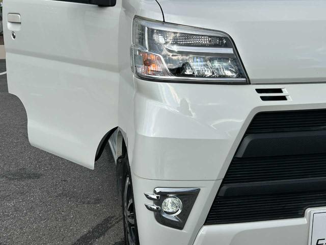 サンバーバン ＶＣスマートアシスト　５ＭＴ　４ＷＤ　ＬＥＤヘッドランプ　フォグランプ　キーレス　Ｂｌｕｅｔｏｏｔｈ　ＣＤ（10枚目）